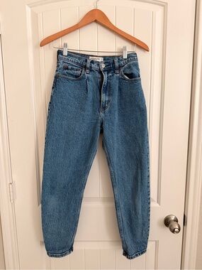 Abercrombie & Fitch Classic High-Rise Blue Denim Jeans
